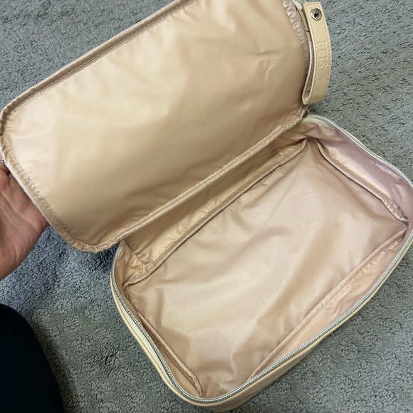 BEIS Cream Weekender and Cosmentic Bag Set - Picture 7 of 10
